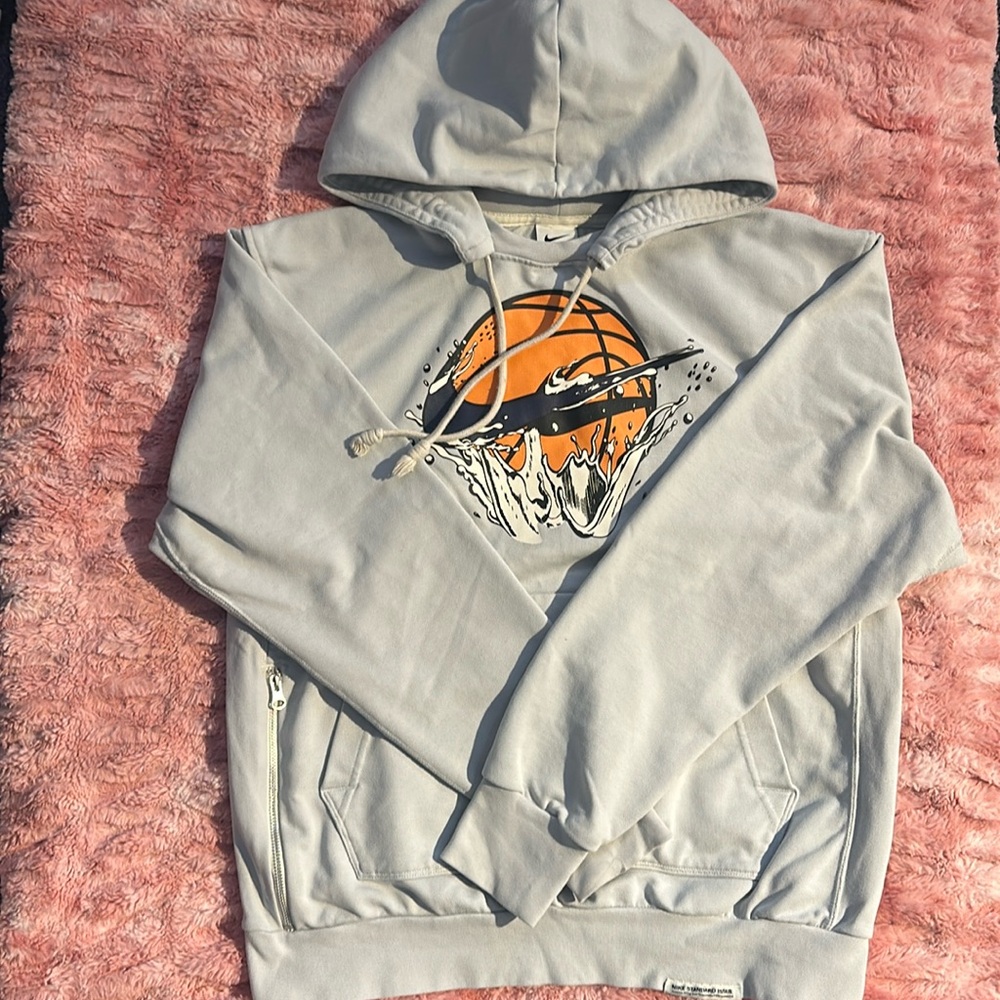 Nike Dri-fit hoodie with Basketball logo
